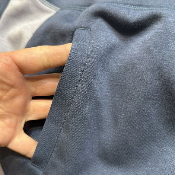 Ladies Gaiam Leggings with side pockets. Size XXL - Picture 5 of 5